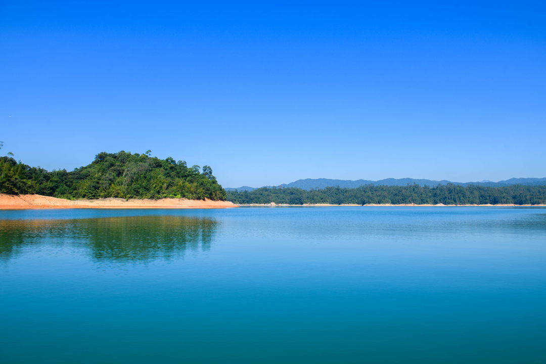 风景如画的流溪河水库.jpg